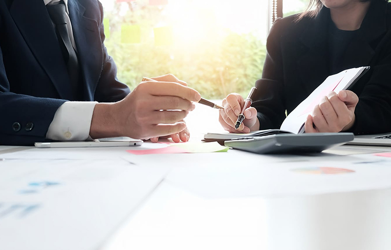 Claims & Disputes signing contracts
